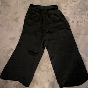 Vince palazzo pants with pockets.